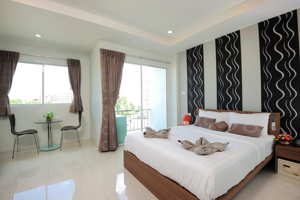 A Casa Di Luca Hotel Patong Room photo