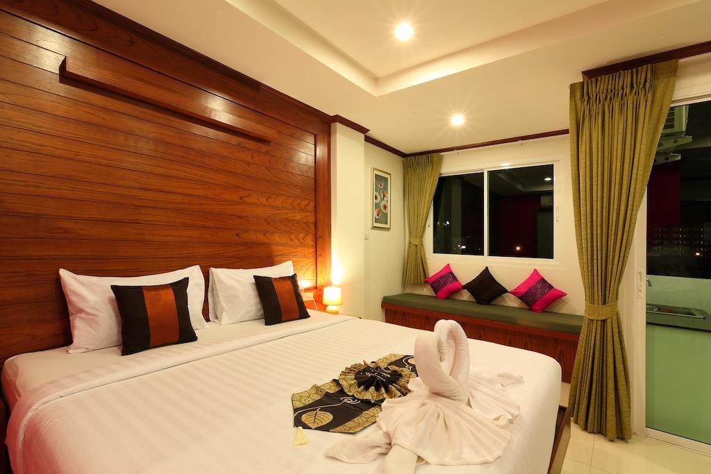 A Casa Di Luca Hotel Patong Room photo