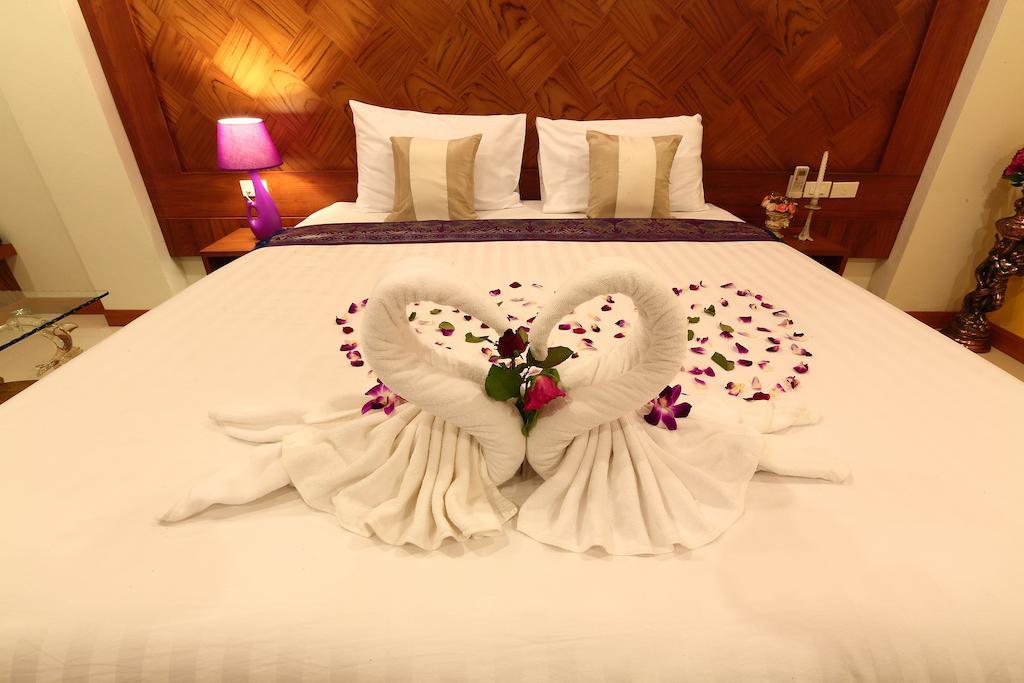 A Casa Di Luca Hotel Patong Room photo